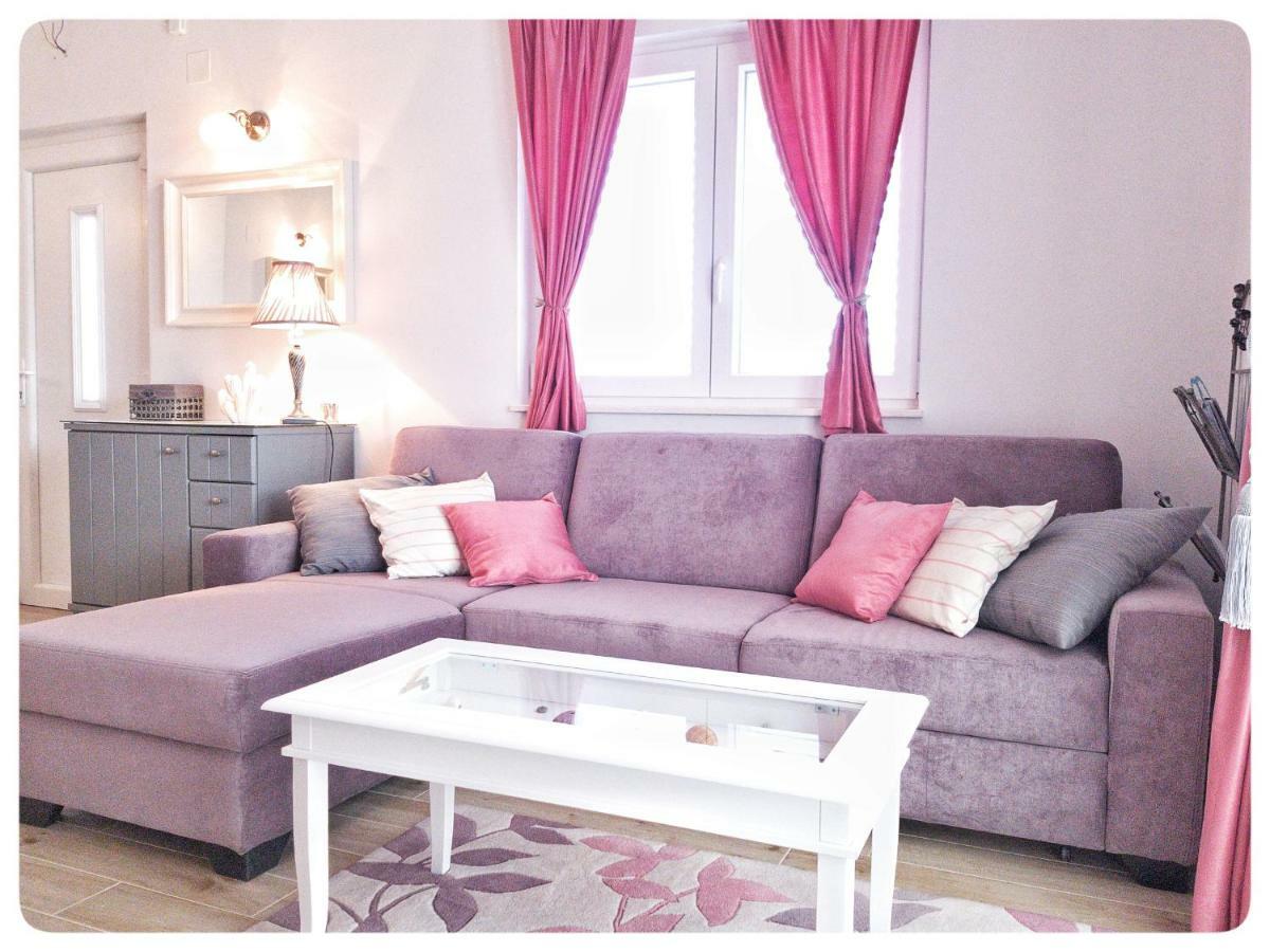 Apartment Nadoveza ตรีบูนย์ ภายนอก รูปภาพ