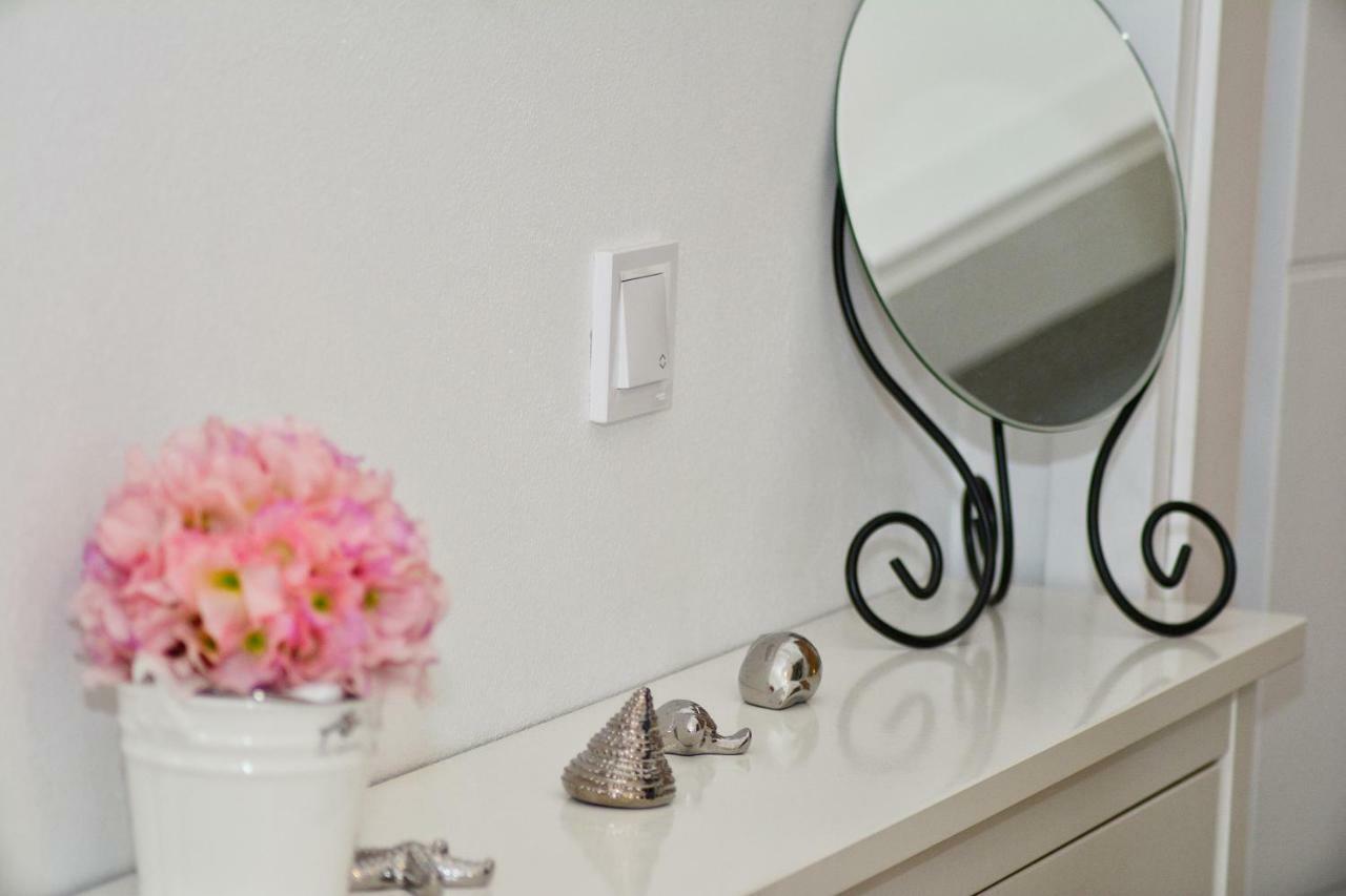 Apartment Nadoveza ตรีบูนย์ ภายนอก รูปภาพ