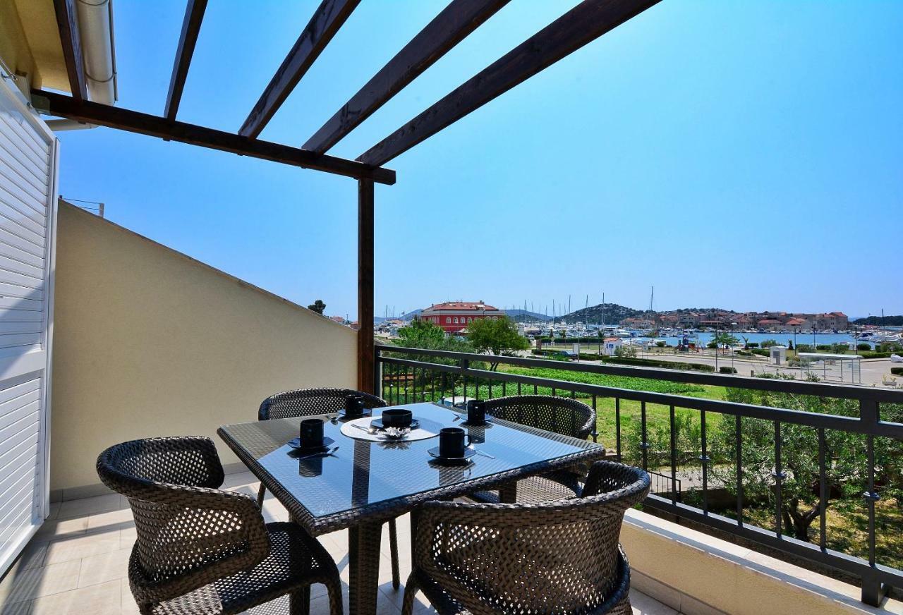 Apartment Nadoveza ตรีบูนย์ ภายนอก รูปภาพ